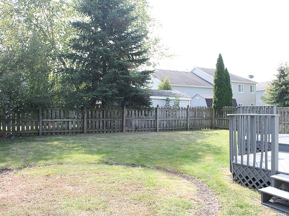 4th image of 1495 N Pembroke Dr