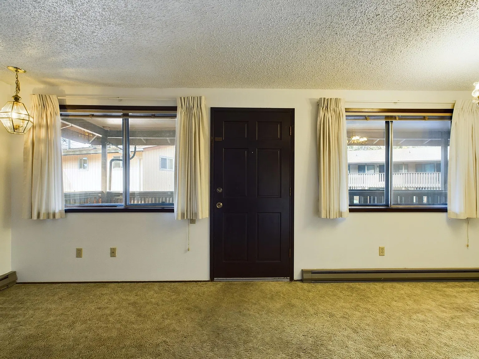 1 bed, 650 sqft, $1,200 — Photo 4
