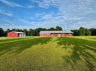 1190 County Road 2901, Higbee, MO 65257