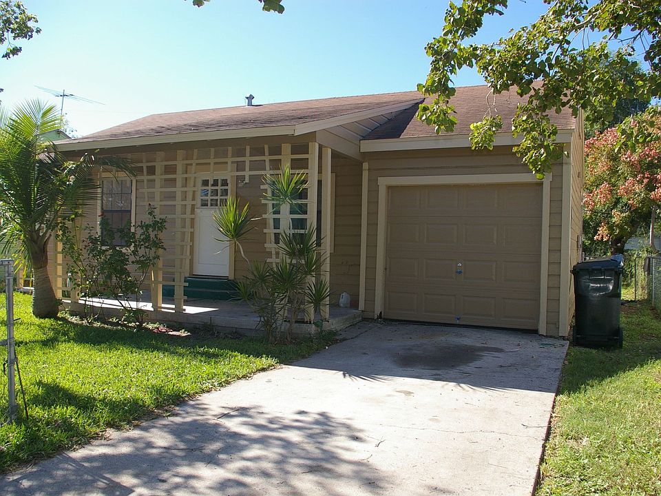 1st image of 2829 Sarita St