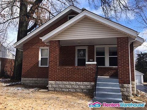 1st image of 300 S Clark Ave