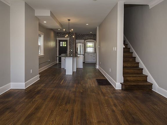 3rd image of 610-612 N 33rd St #610