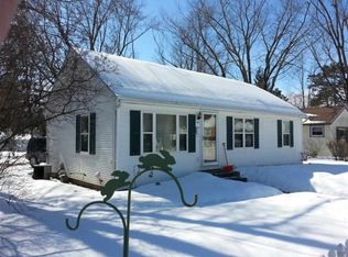 524 11th St, Baraboo, WI 53913