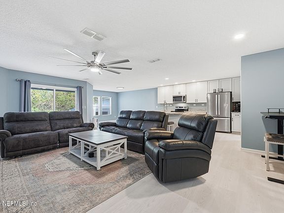 5th image of 48 SAWMILL LANDING Drive
