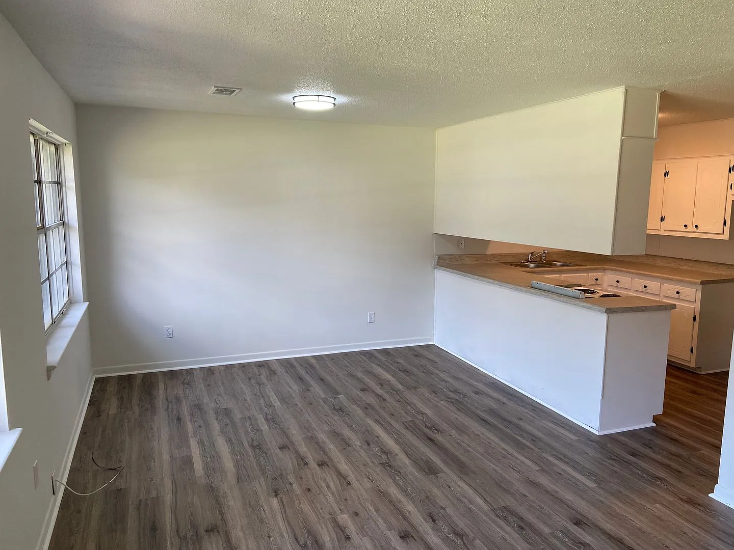 Cosby Apartments — Photo 2