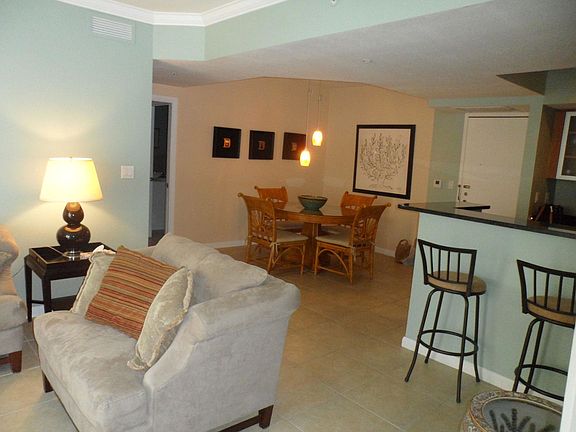 4th image of 1551 N Flagler Dr APT 516