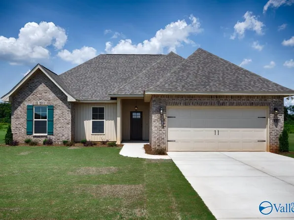 127 Parvin Way Dr, Hazel Green, AL 35750