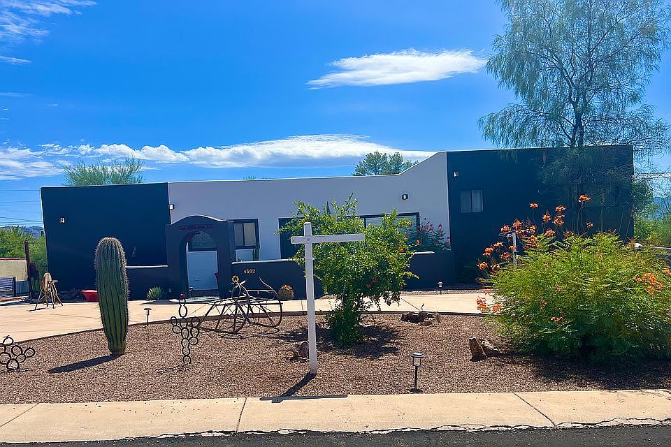 newly custom painted house