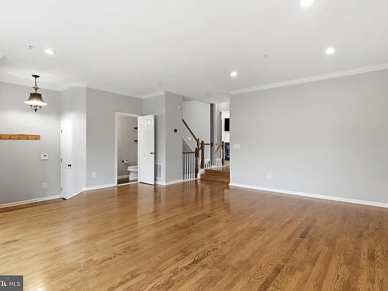 5279 Ballycastle Cir — Photo 11