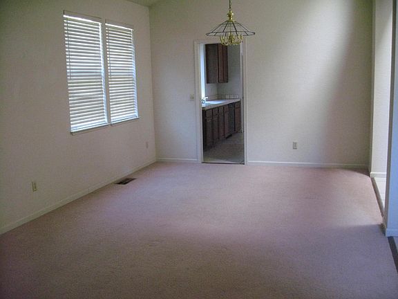 3rd image of 3410 Cobblestone Ct