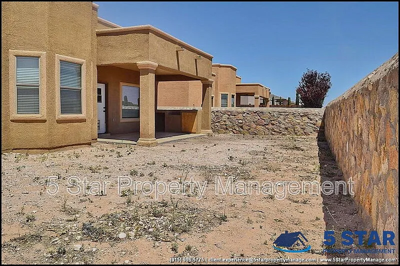 3 bed, 2.0 bath, 1910 sqft, $1,825 — Photo 4