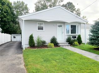59 Pleasant St, Cranston, RI 02910