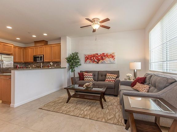 5th image of 22584 Amador St Unit 5