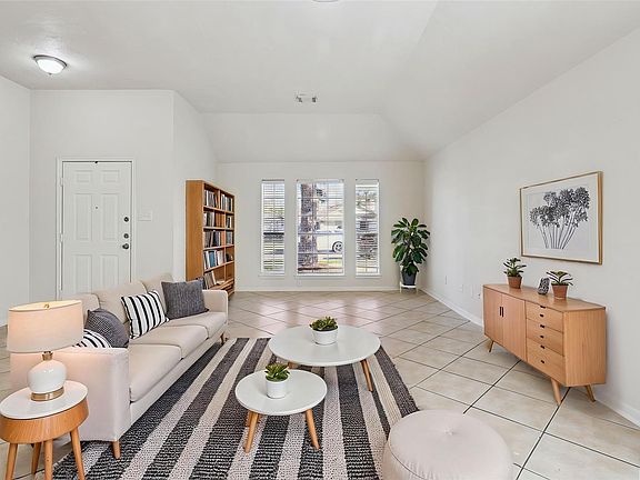 5th image of 9423 Rippling Fields Dr