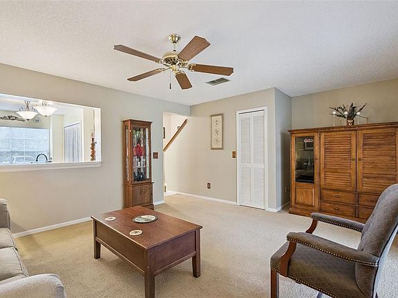 4th image of 543 Green Spring Cir