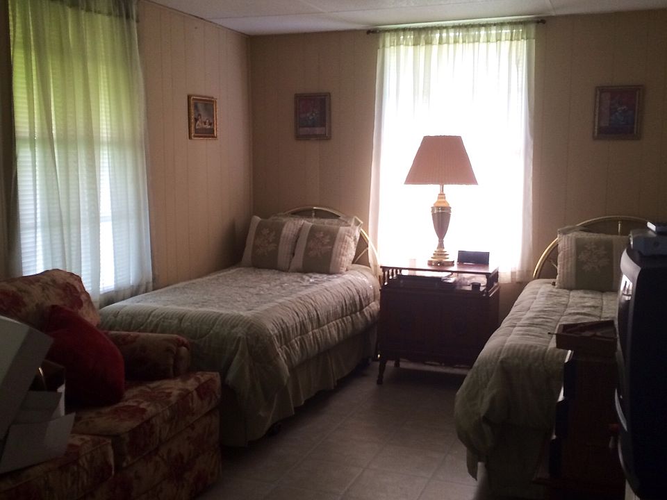 Bedroom 3 with sitting area