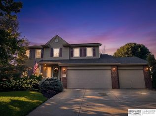 17303 J St, Omaha, NE 68135