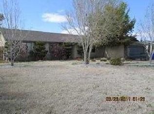 12680 Navajo Rd, Apple Valley, CA 92308