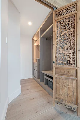 Rented by Douglas Elliman | media 34