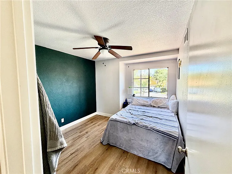 39711 Barberry Ct — Photo 44