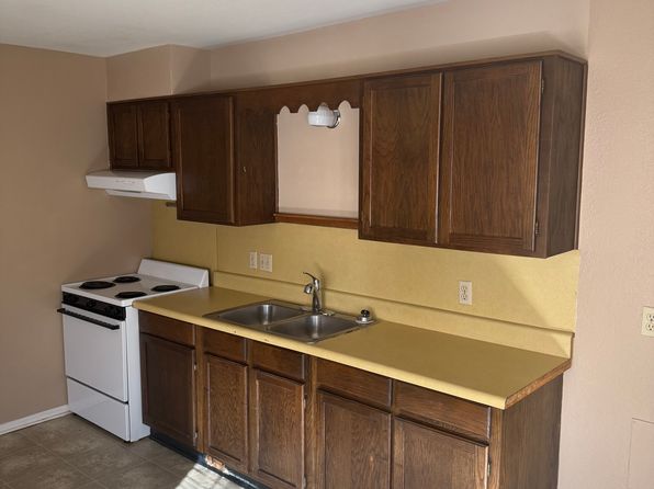1307 S 12th Pl
