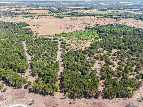7549 Acre Wood Ct, Cleburne, TX 76033