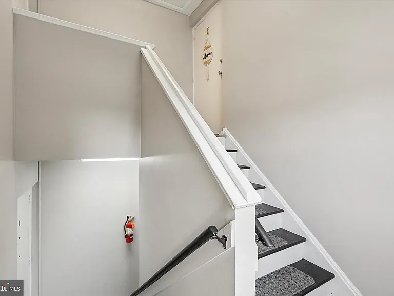 120 Clement Rd #D — Photo 2