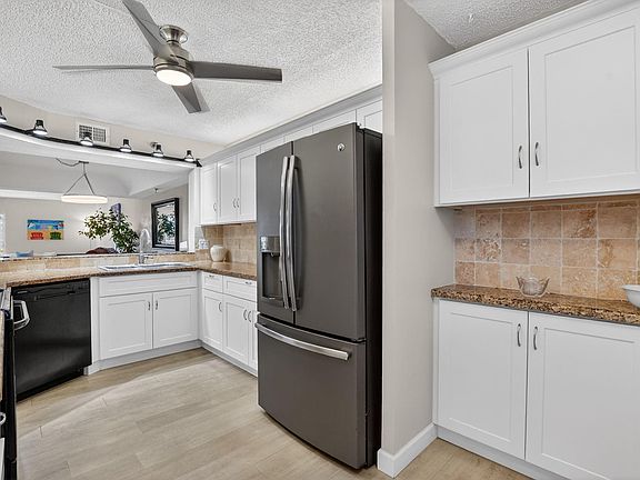 2nd image of 9170 SW 14th Street #4306