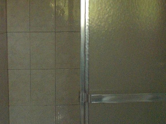 3rd image of 9 Howard St Floor 1