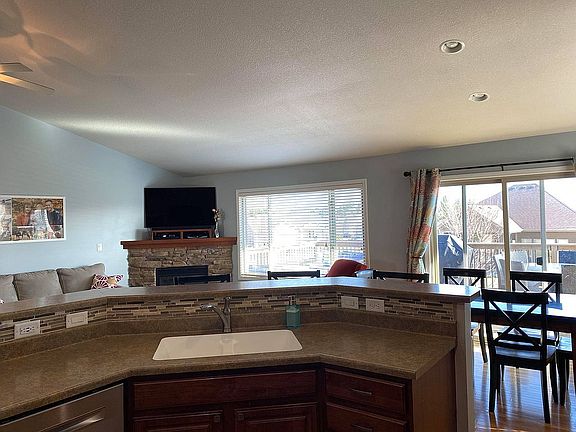 5th image of 1311 Marina Cove Dr