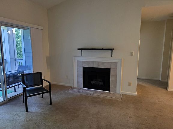 3rd image of 20283 Beechwood Ter Unit 303