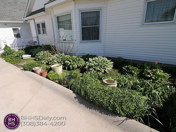 3rd image of 2202 11th St