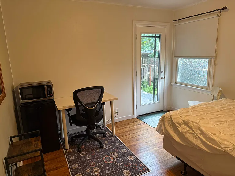 6 Delmar Ct — Photo 2