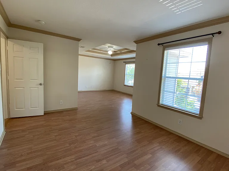 7940 Abbotts Pointe — Photo 13