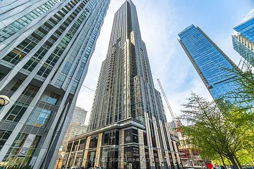11 Yorkville Ave Photo 1 11 Yorkville Ave Photo 1