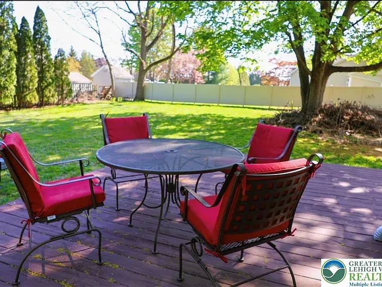 1601 Lieb Rd — Photo 36