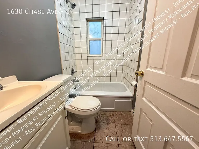 1630 Chase Ave #1 — Photo 4