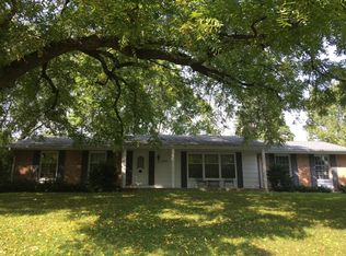 3820 Leslee Curv, Excelsior, MN 55331