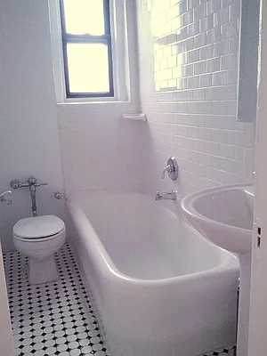 Rented by Kraham Sales & Leasing | media 17