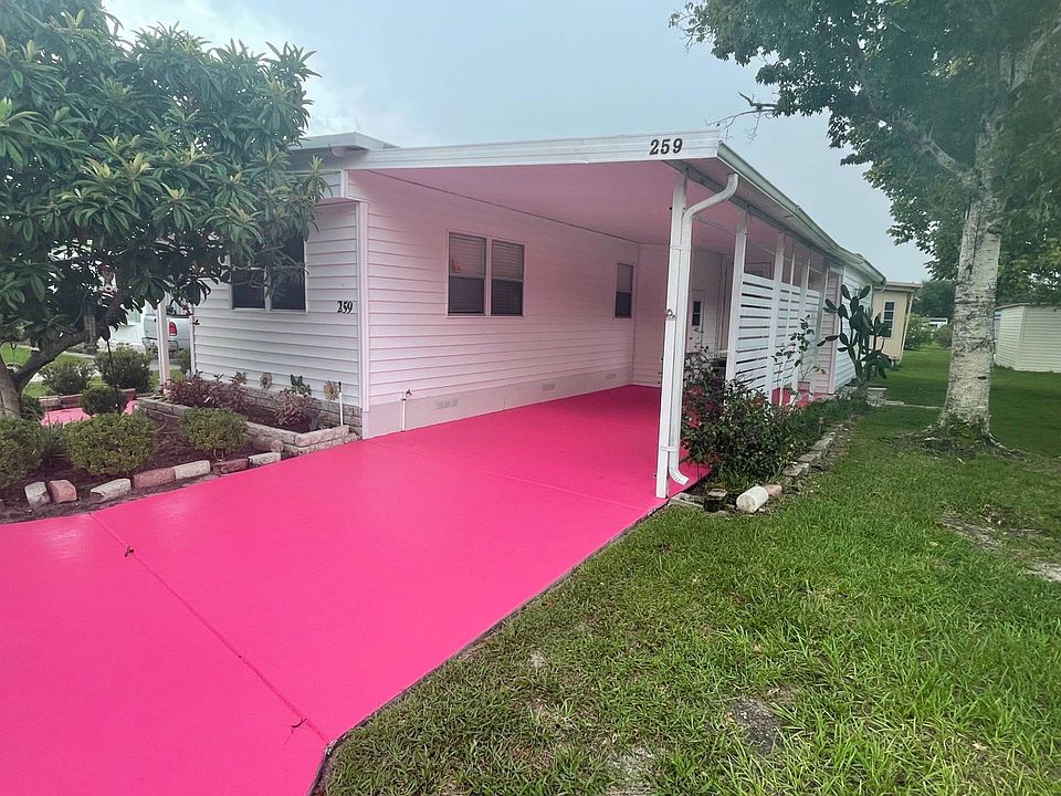 1st image of 3150 NE 36th Ave Lot 259