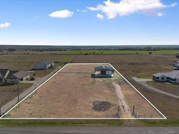630 N Armstrong Rd, Venus, TX 76084