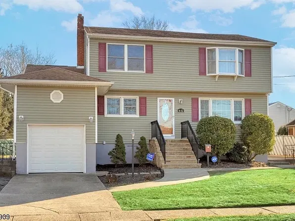4-12 Legion Pl, Fair Lawn, NJ 07410