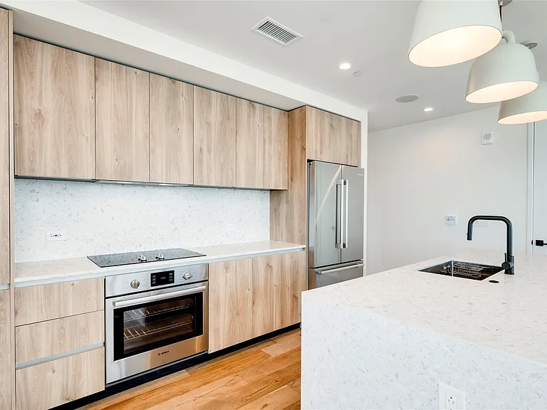 84 East Ave #2801 — Photo 5