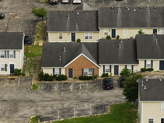 2nd image of 1960 Stonehenge Ave