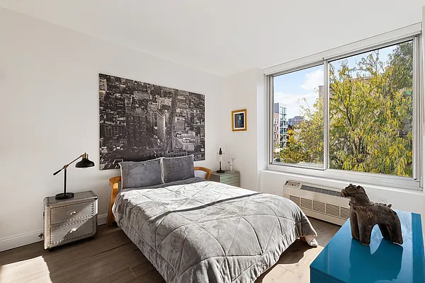 Sold by Compass | media 6