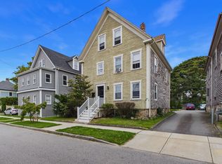 33 Green St, Fairhaven, MA 02719