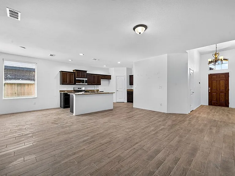 7305 Fossell Ranch Rd — Photo 3