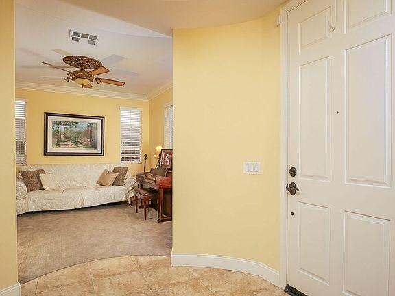 4th image of 1041 Brightwood Dr