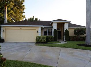 900 Briarwood Blvd, Naples, FL 34104