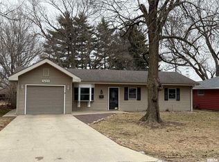 3420 S 4th St, Southern View, IL 62703